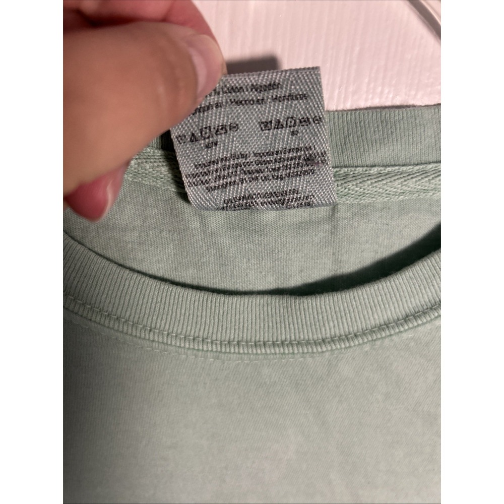 Buc-ee's Short Sleeve T-Shirt Adult M Bucees Happy Camper 100% Cotton Green - Picture 6 of 6